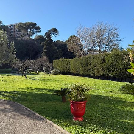 Studio Tout Confort Au Calme Avec Jardin Proche Cannes Ле-Канне Экстерьер фото