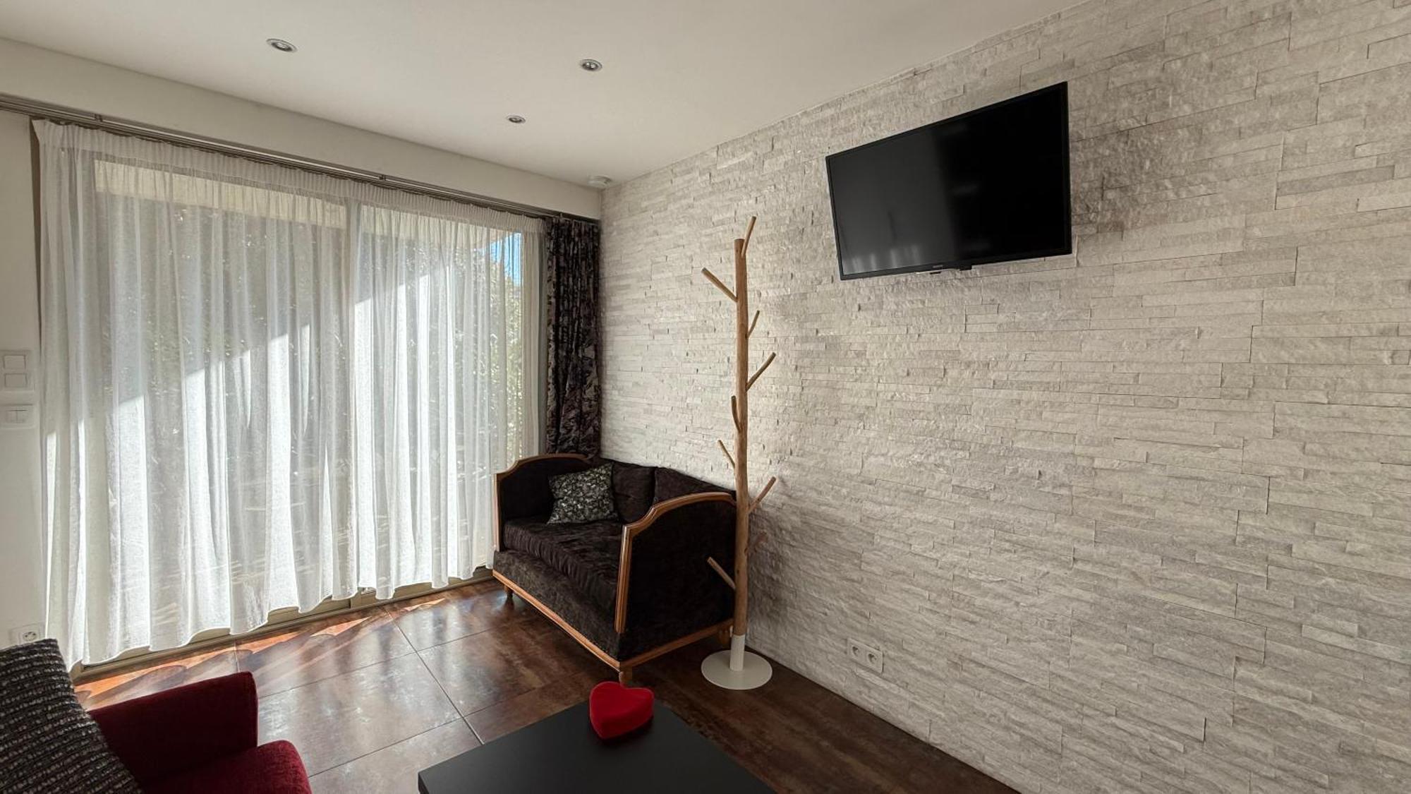 Studio Tout Confort Au Calme Avec Jardin Proche Cannes Ле-Канне Экстерьер фото