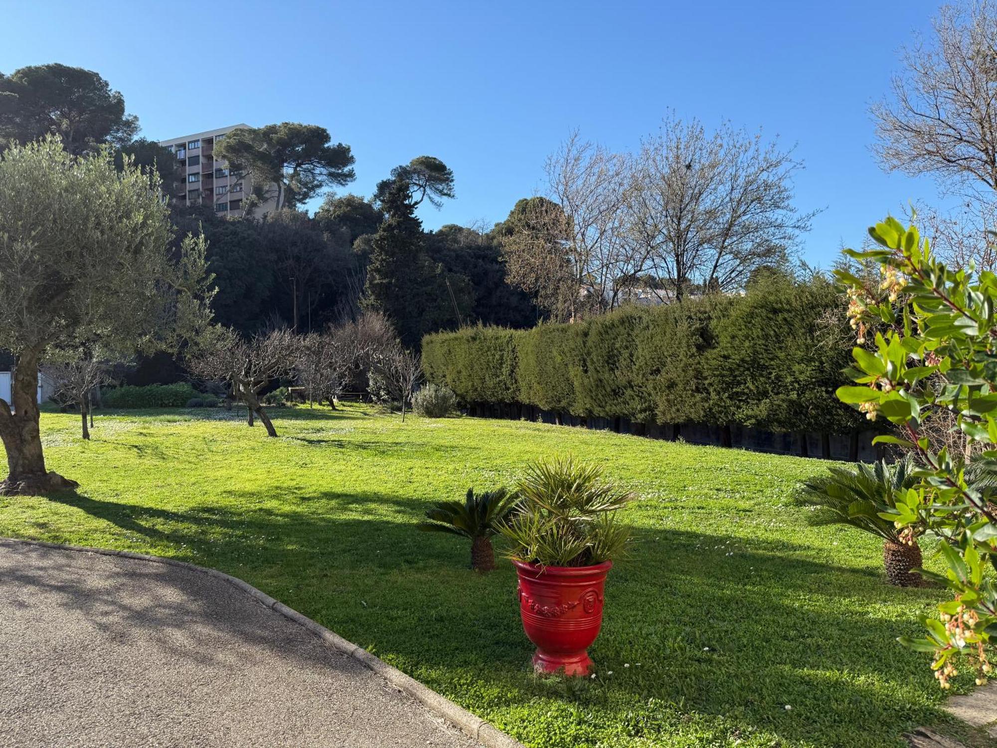 Studio Tout Confort Au Calme Avec Jardin Proche Cannes Ле-Канне Экстерьер фото
